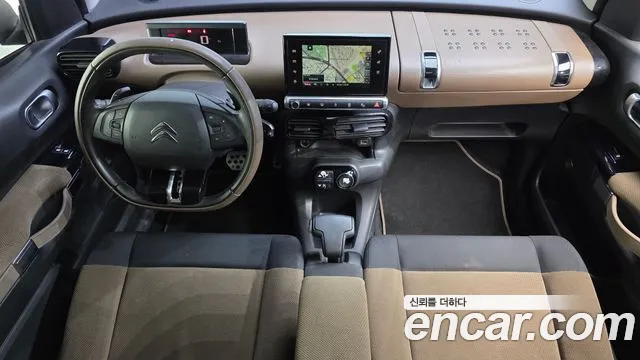 DS C4 CACTUS 2017 thumb 7