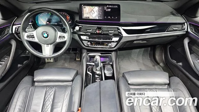 BMW 5-Series 2021 thumb 7