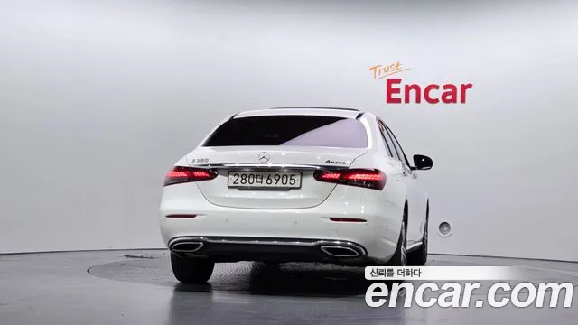 Mercedes-Benz E-Класс 2021 thumb 4