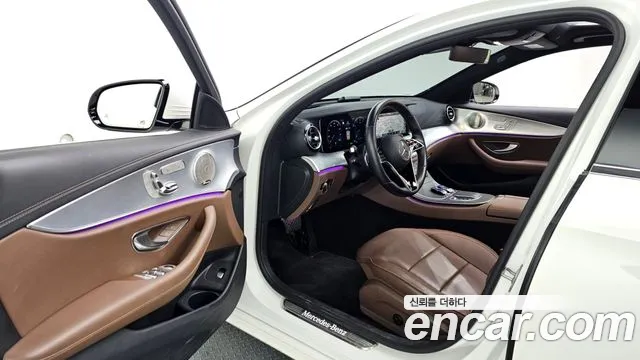 Mercedes-Benz E-Класс 2021 thumb 10