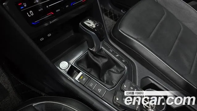 Volkswagen Tiguan 2022 thumb 9