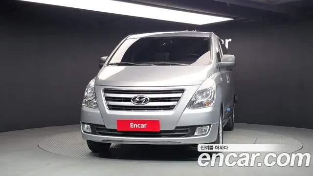 Hyundai Starex 2017 thumb 3
