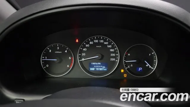 Hyundai Starex 2017 thumb 8
