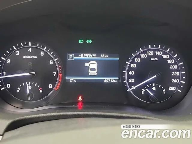Genesis G80 2017 thumb 6