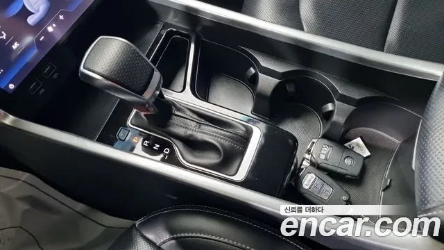 KG_Mobility_Ssangyong Torres 2022 thumb 9