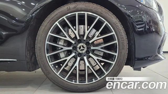 Mercedes-Benz S-Класс 2026 thumb 5