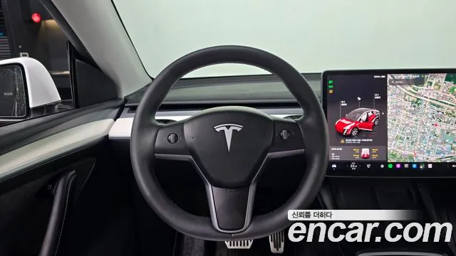 Tesla Model Y 2023 thumb 12