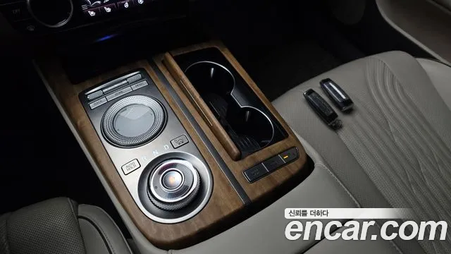 Genesis G80 2020 thumb 9