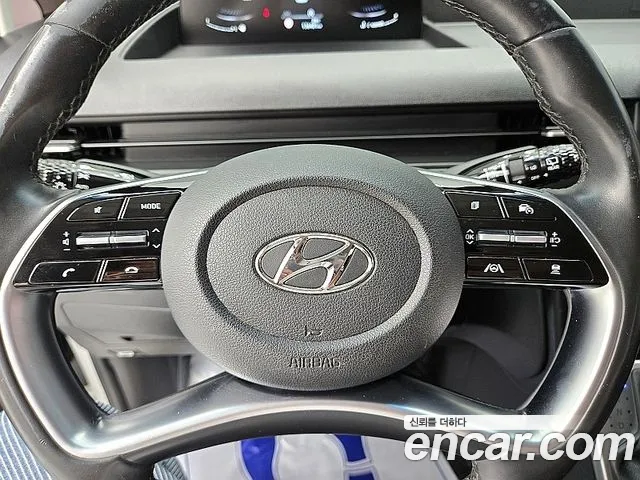 Hyundai Staria 2021 thumb 12