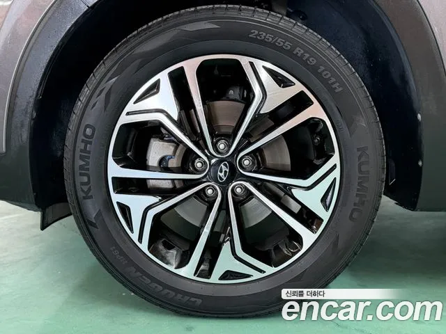 Hyundai Santa Fe 2018 thumb 6