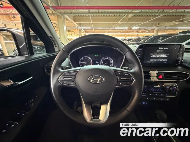 Hyundai Santa Fe 2018 thumb 8