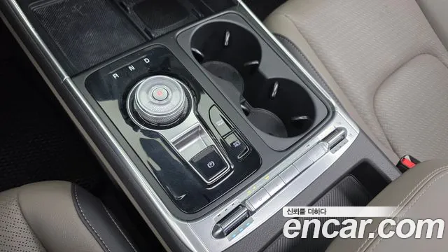 Kia Carnival 2024 thumb 9