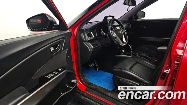 KG_Mobility_Ssangyong TIBOLI 2015 thumb 10