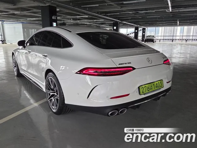 Mercedes-Benz AMG GT 2026 thumb 4