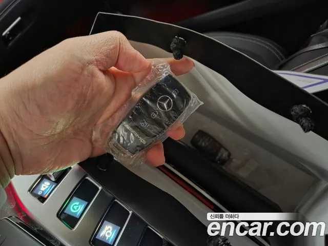 Mercedes-Benz AMG GT 2026 thumb 7