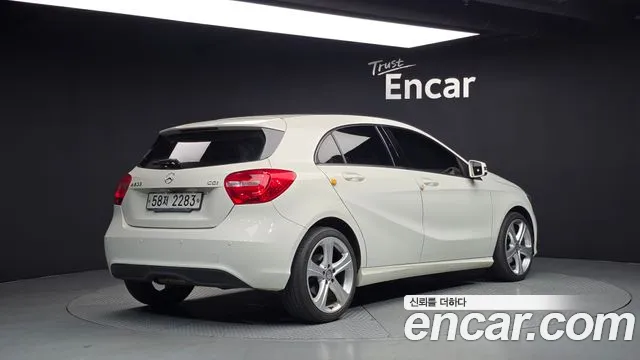 Mercedes-Benz A-Класс 2014 thumb 2