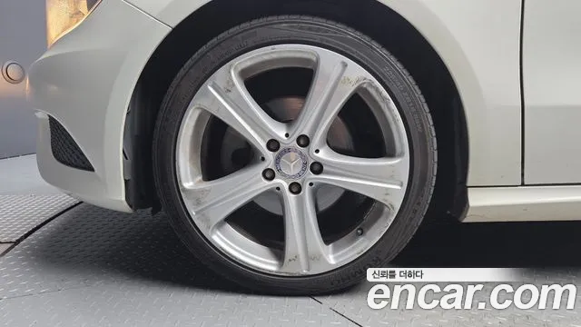 Mercedes-Benz A-Класс 2014 thumb 5