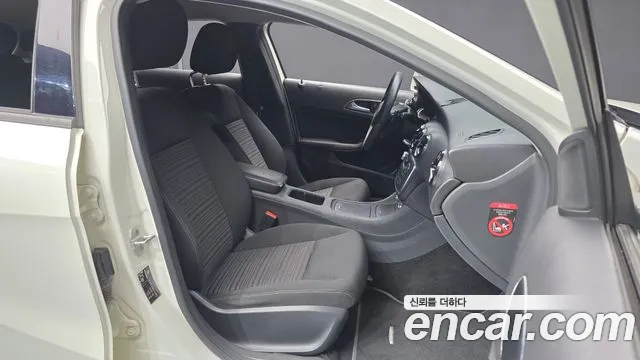 Mercedes-Benz A-Класс 2014 thumb 11