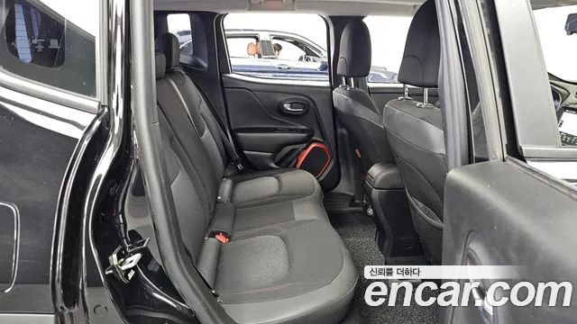 Jeep Renegade 2018 thumb 12