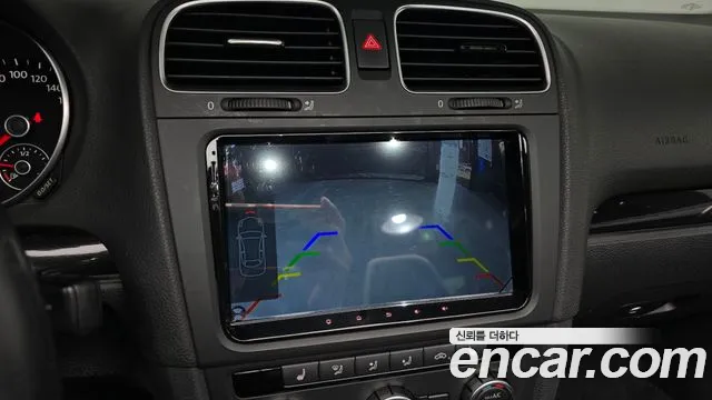 Volkswagen Golf Sportsvan 2013 thumb 12