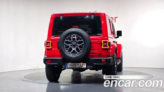 Jeep Wrangler 2024 thumb 4