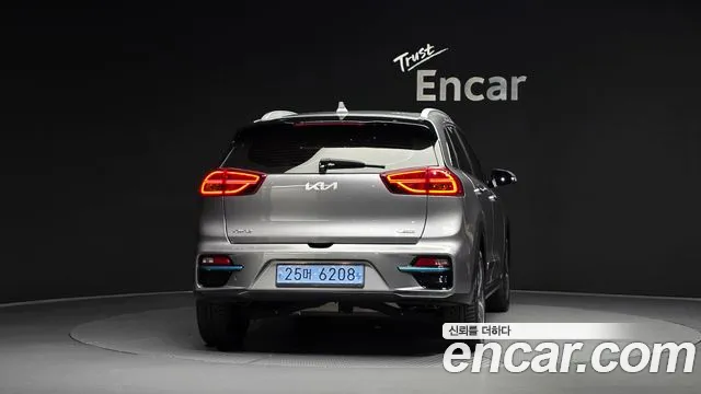 Kia Niro 2021 thumb 3