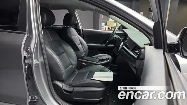 Kia Niro 2021 thumb 10