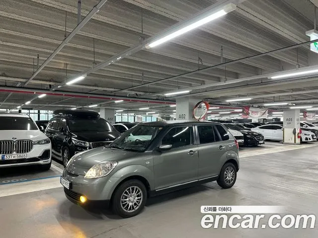 Mazda Verisa 2006 thumb 4