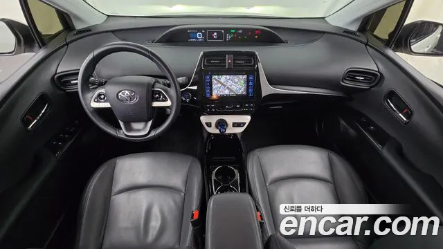 Toyota Prius 2018 thumb 7