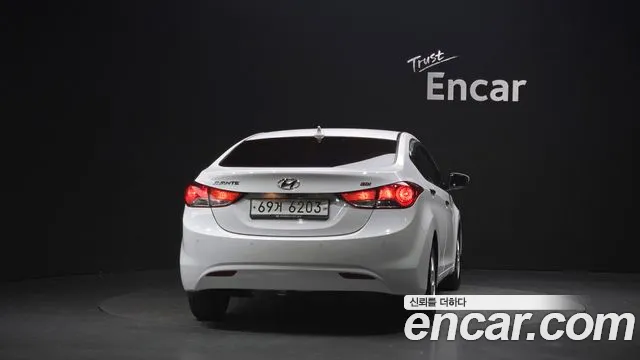 Hyundai Avante 2012 thumb 4