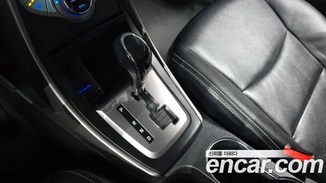 Hyundai Avante 2012 thumb 9