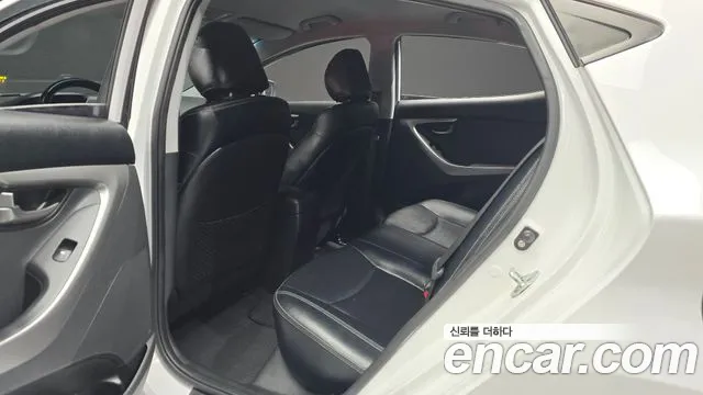 Hyundai Avante 2012 thumb 11