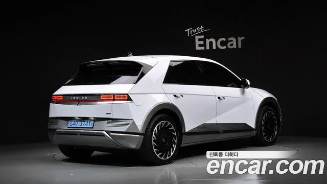 Hyundai IONIQ 5 2022 thumb 2