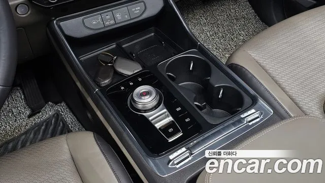 Kia Carnival 2024 thumb 8