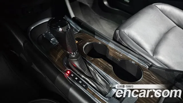 ChevroletGMDaewoo Malibu 2017 thumb 9