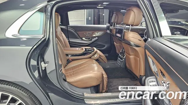 Mercedes-Benz S-Класс 2017 thumb 12