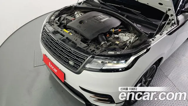 Land Rover Range Rover Velar 2024 thumb 6