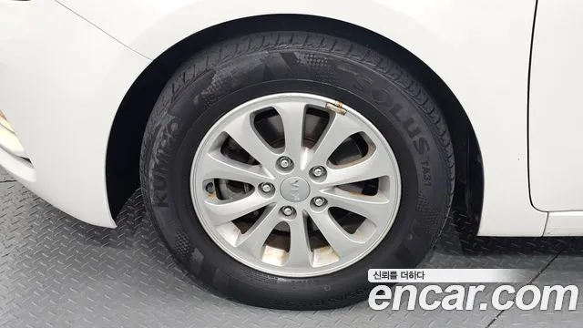 Kia K3 2013 thumb 5