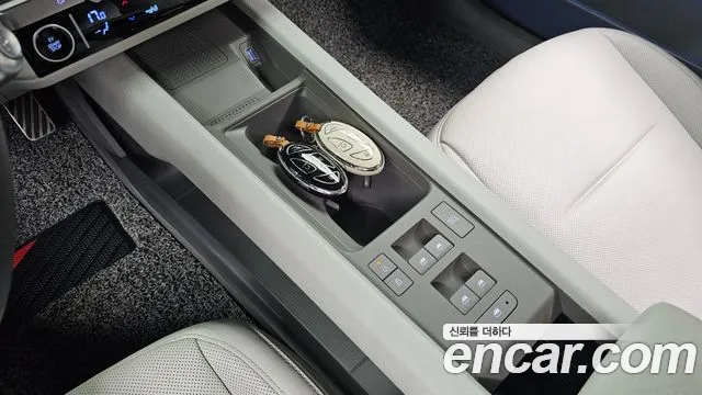 Hyundai IONIQ 6 2022 thumb 9