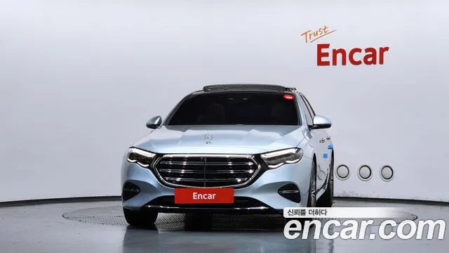 Mercedes-Benz E-Класс 2024 thumb 3