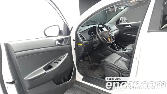 Hyundai Tucson 2016 thumb 10