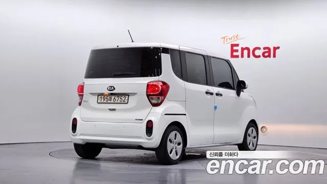 Kia Ray 2018 thumb 2