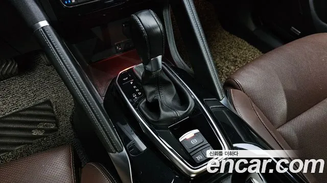 Renault-KoreaSamsung Koleos 2019 thumb 8