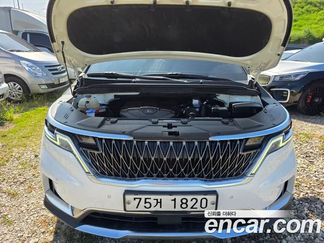 Kia Carnival 2021 thumb 6
