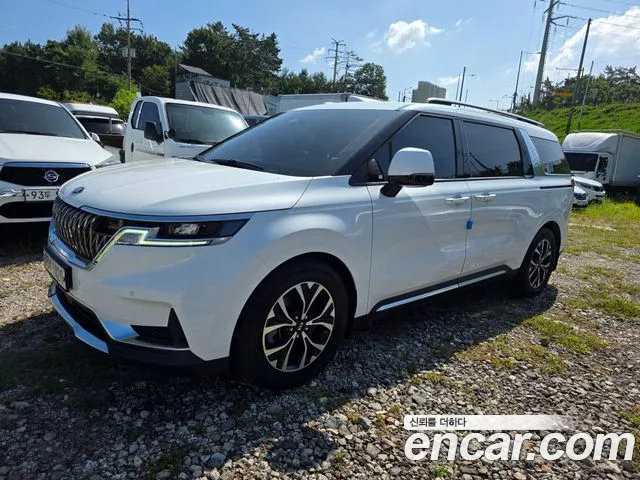 Kia Carnival 2021 thumb 12