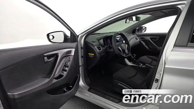Hyundai Avante 2015 thumb 10