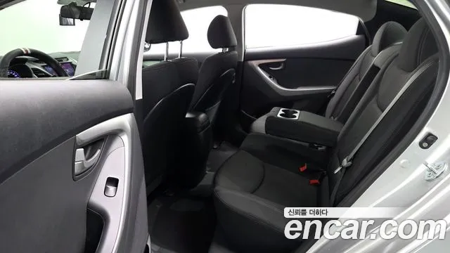 Hyundai Avante 2015 thumb 11