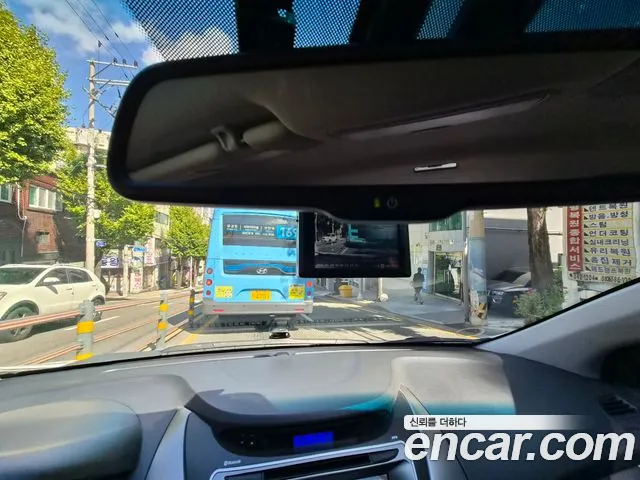 Hyundai Avante 2010 thumb 6
