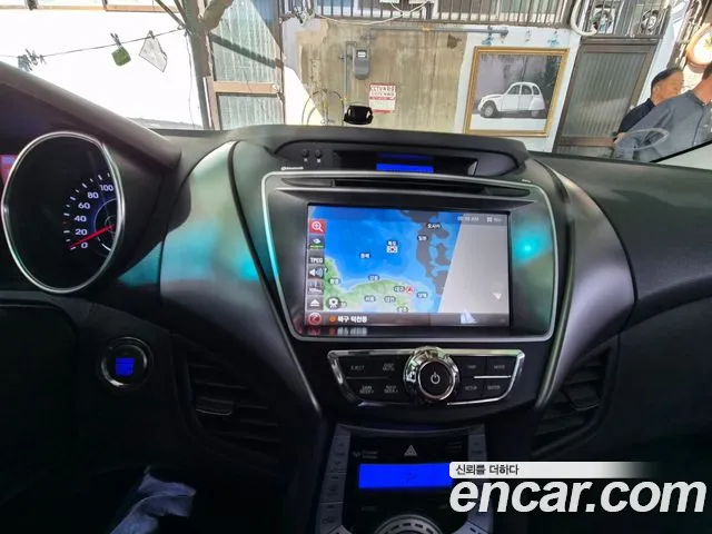Hyundai Avante 2010 thumb 8