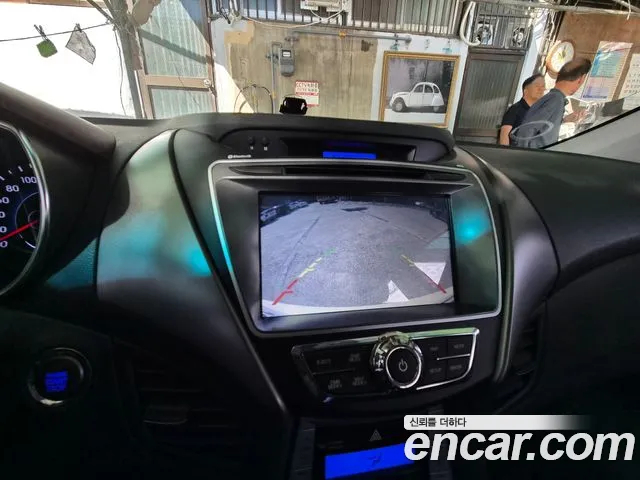 Hyundai Avante 2010 thumb 9